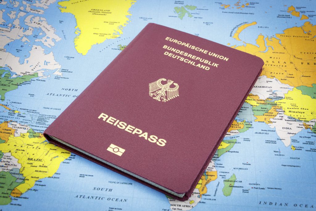 فيتنام تستعيد برنامج الإعفاء من التأشيرة للألمانيين اعتبارًا من 15 مارس 2022 الإعفاء من تأشيرة 9017